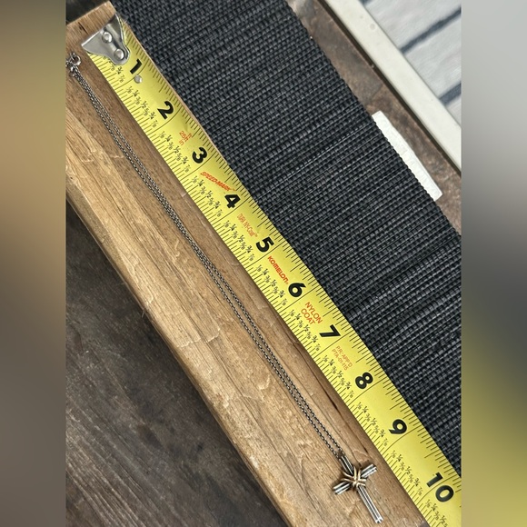 Tiffany@co Silver and 18k Gold Cross Pendant Necklace - Picture 4 of 7